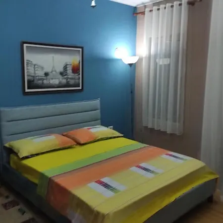 In Center Apartment 아파트 *
